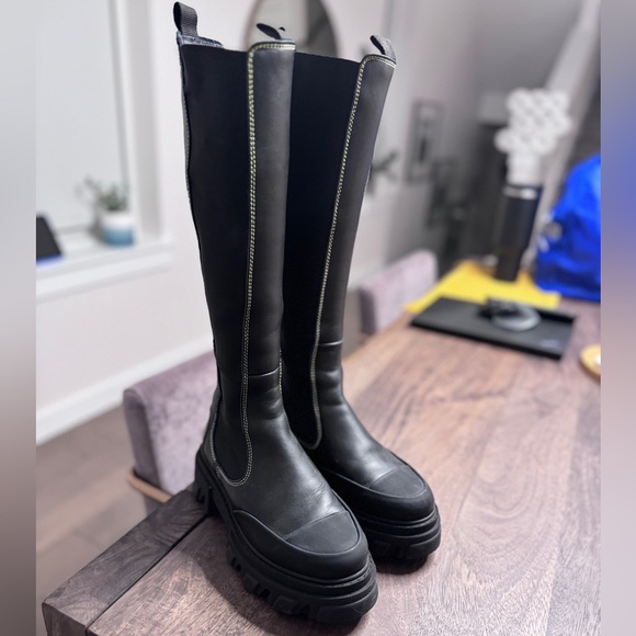 Ganni black leather yellow stitch knee high chelsea boot size 6 - Picture 9 of 13